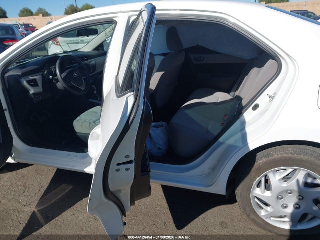 Toyota COROLLA LE 2016 5YFBURHE2GP499708 Image 8