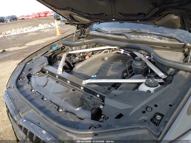 5UX33EX02R9U60050 BMW X6 Xdrive40i