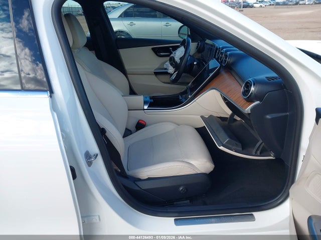 W1KAF4GB2RR172384 Mercedes-Benz C 300