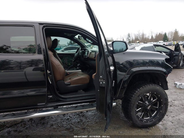 5TFHZ5BN2HX016069 Toyota Tacoma Limited