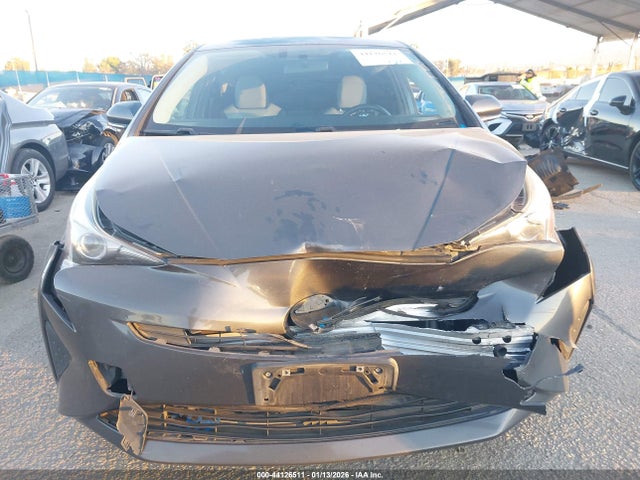 JTDKARFU6G3009914 Toyota Prius Three