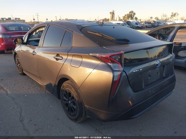 JTDKARFU6G3009914 Toyota Prius Three
