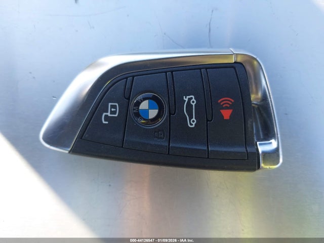 2022 BMW M3 WBS43AY07NFN16159 Photo 10