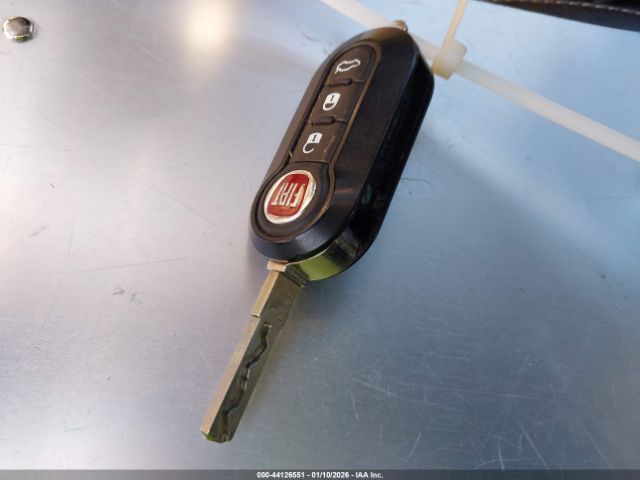 2016 FIAT 500E 3C3CFFGE7GT221984 Photo 10