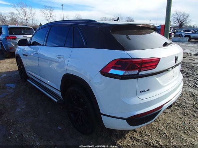 2021 Volkswagen Atlas Cross Sport 3.6l V6 Sel Premium R-line მანქანა იყიდება აუქციონზე, vin: 1V2FE2CA2MC228077, აუქციონის ნომერი: 44126602