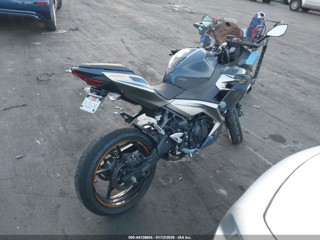 Kawasaki EX400 2023 JKAEXKH10PDAP7736 Image 4