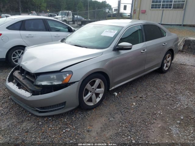 2014 VOLKSWAGEN PASSAT 1VWBP7A32EC005502 Photo 1