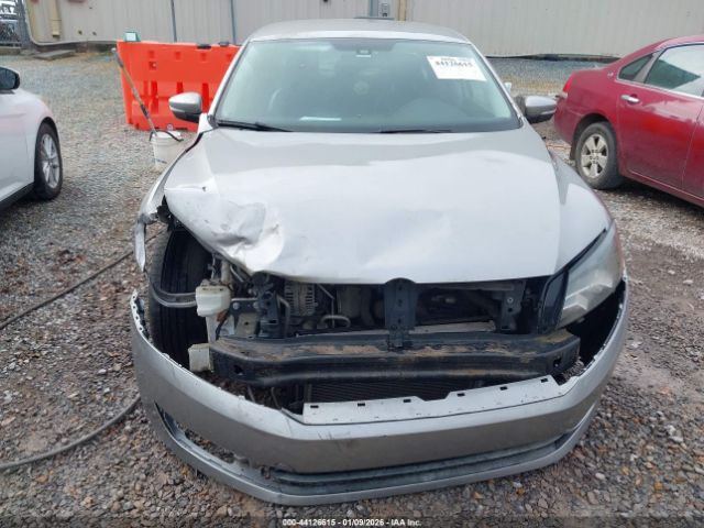 2014 VOLKSWAGEN PASSAT 1VWBP7A32EC005502 Photo 5