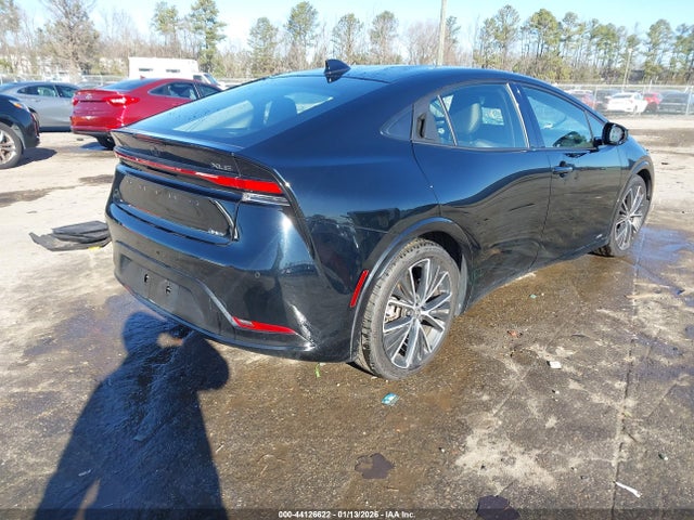 JTDADABUXR3018208 Toyota Prius Xle Awd-e