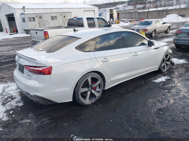 2023 AUDI A5 SPORTBACK WAUEACF56PA070577 Photo 3