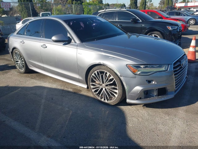 2016 AUDI A6 WAUGFAFC7GN171925