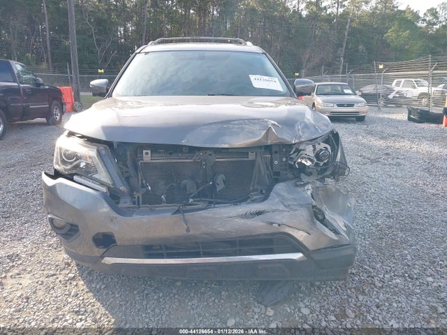5N1DR2MM8HC625316 Nissan Pathfinder Platinum
