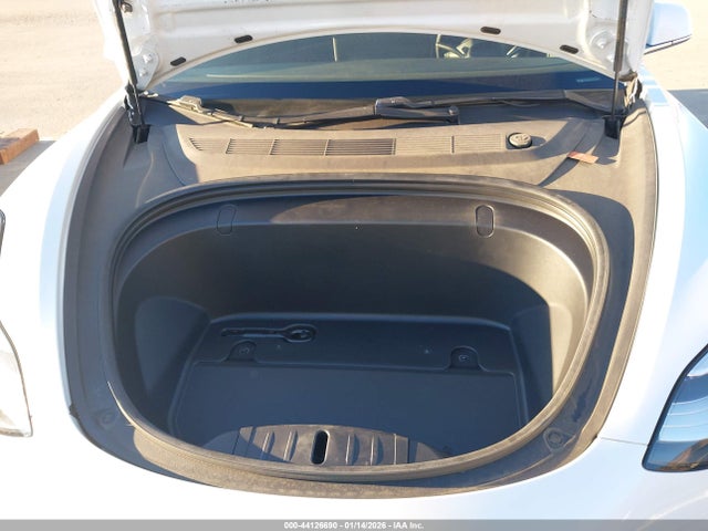 2019 TESLA MODEL 3 5YJ3E1EA3KF417560 Photo 9