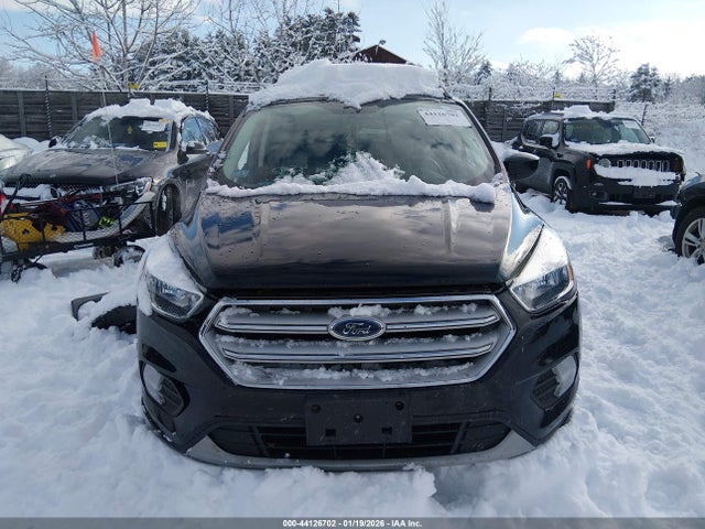 1FMCU9GDXJUC24137 Ford ESCAPE SE