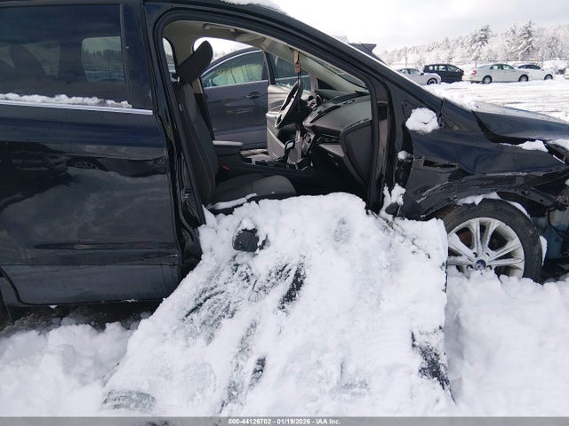 1FMCU9GDXJUC24137 Ford ESCAPE SE