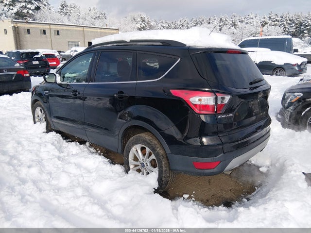 1FMCU9GDXJUC24137 Ford ESCAPE SE