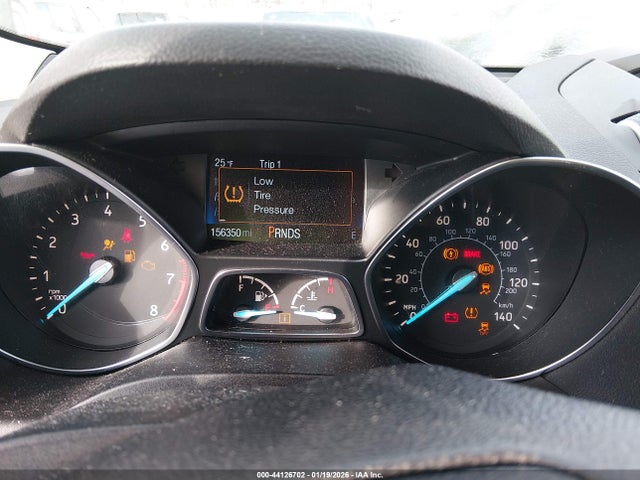 1FMCU9GDXJUC24137 Ford ESCAPE SE