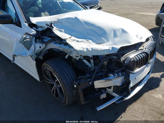 2022 BMW 3 SERIES 3MW5P7J06N8C77321 Photo 5