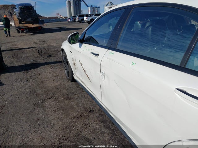 2014 Mercedes-benz S 63 Amg 4matic მანქანა იყიდება აუქციონზე, vin: WDDUG7JB2EA048337, აუქციონის ნომერი: 44126711