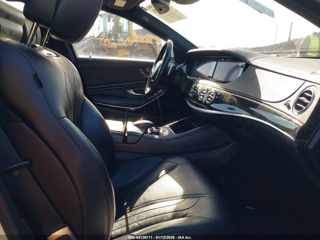 2014 Mercedes-benz S 63 Amg 4matic მანქანა იყიდება აუქციონზე, vin: WDDUG7JB2EA048337, აუქციონის ნომერი: 44126711