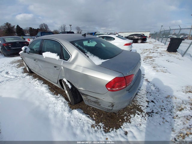 44126727 :رقم المزاد ، 1VWBS7A33EC084306 vin ، 2014 Volkswagen Passat 1.8t Se مزاد بيع