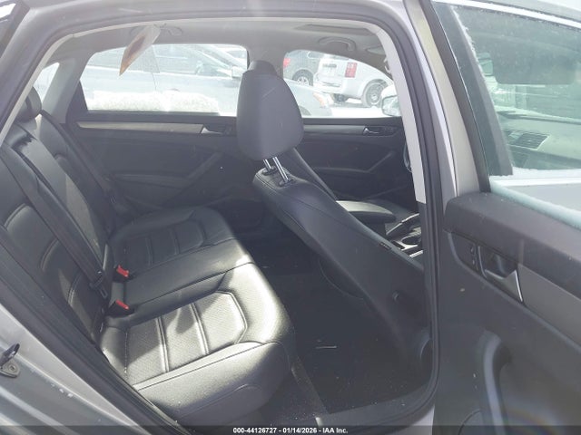 44126727 :رقم المزاد ، 1VWBS7A33EC084306 vin ، 2014 Volkswagen Passat 1.8t Se مزاد بيع