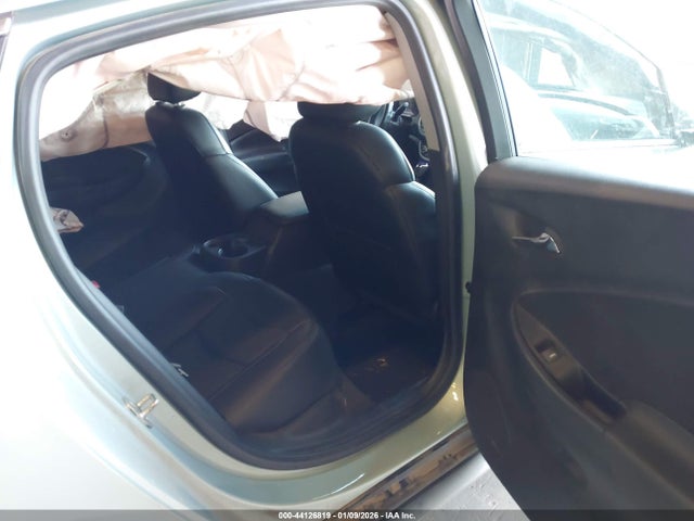 1G1RA6S51JU134504 Chevrolet VOLT LT