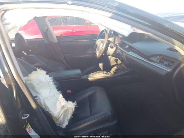 44126859 :رقم المزاد ، JTHBK1GG4D2056107 vin ، 2013 Lexus Es 350 مزاد بيع