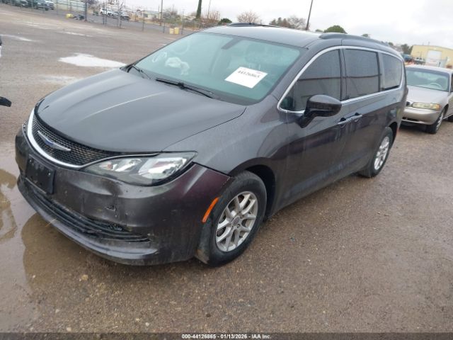 2020 CHRYSLER VOYAGER 2C4RC1DG2LR144686 Photo 1
