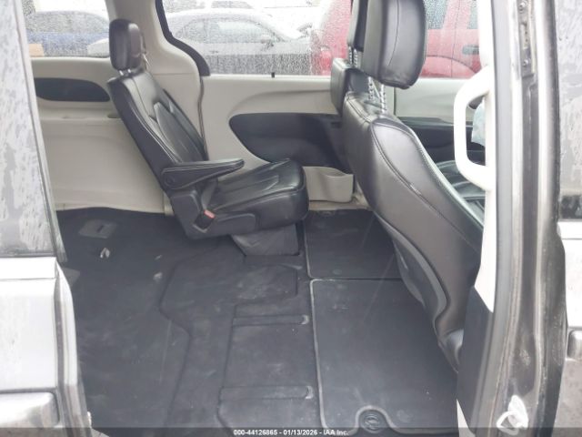 2020 CHRYSLER VOYAGER 2C4RC1DG2LR144686 Photo 7