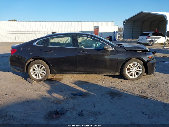 1G1ZD5ST8JF266227 Chevrolet MALIBU LT