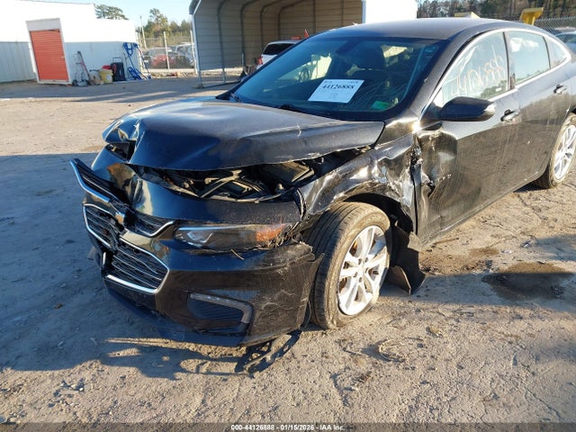 1G1ZD5ST8JF266227 Chevrolet MALIBU LT