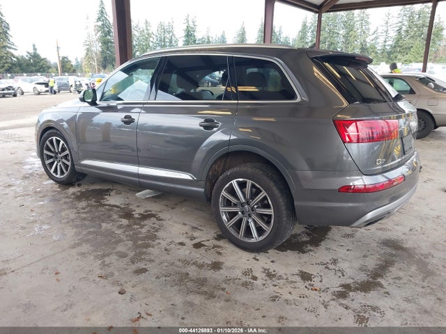 2019 AUDI Q7 WA1LHAF79KD019376 Photo 2