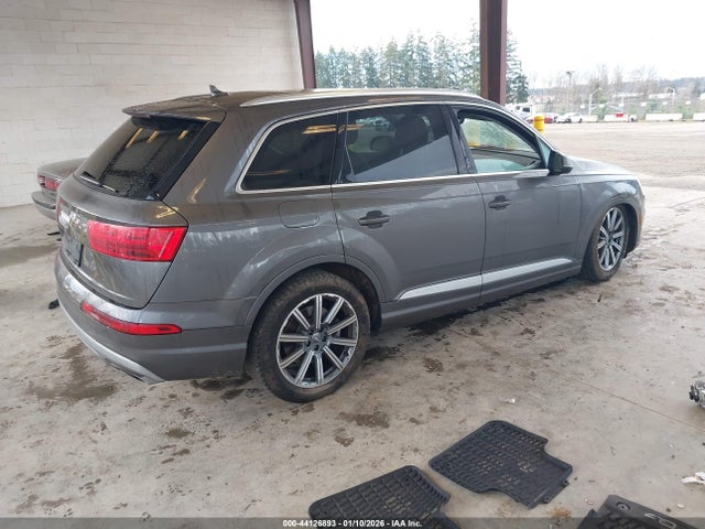 2019 AUDI Q7 WA1LHAF79KD019376 Photo 3
