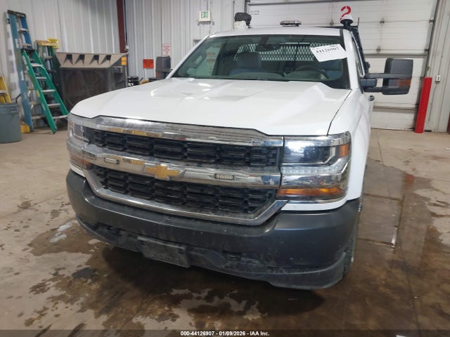 1GCNKNEH3HZ382611 Chevrolet Silverado 1500 Wt