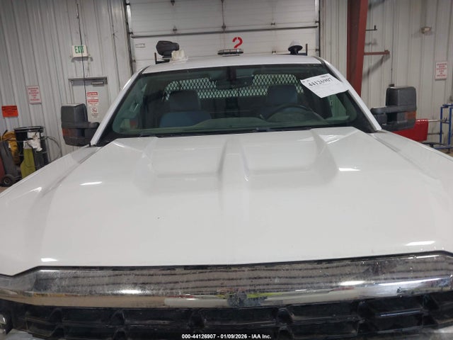 1GCNKNEH3HZ382611 Chevrolet Silverado 1500 Wt