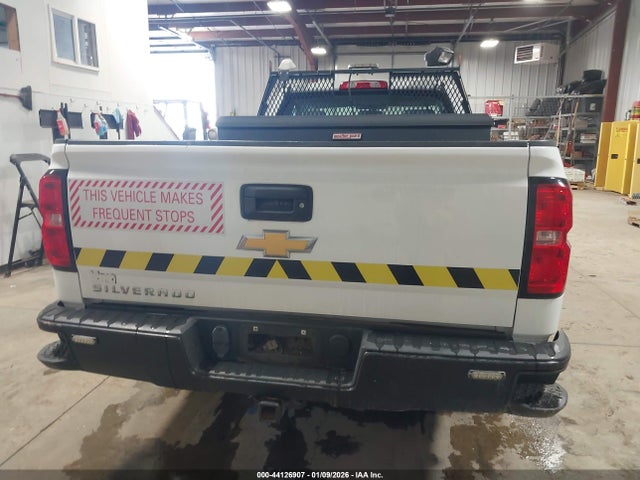 1GCNKNEH3HZ382611 Chevrolet Silverado 1500 Wt