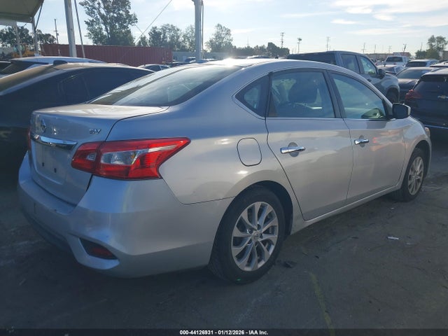 3N1AB7AP9JL624535 Nissan SENTRA SV