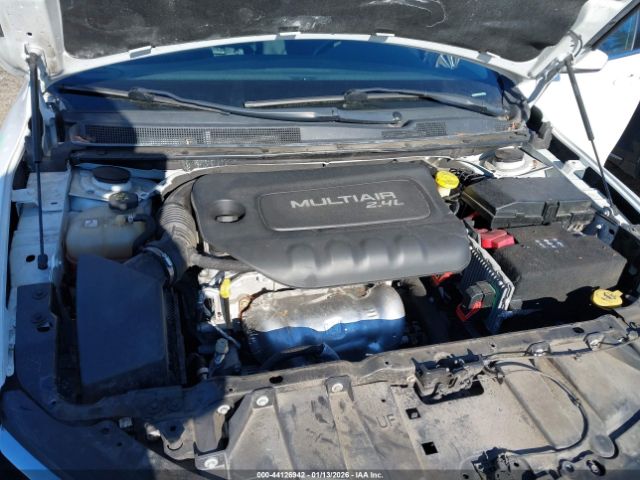 2016 CHRYSLER 200 1C3CCCAB4GN149762 Photo 9