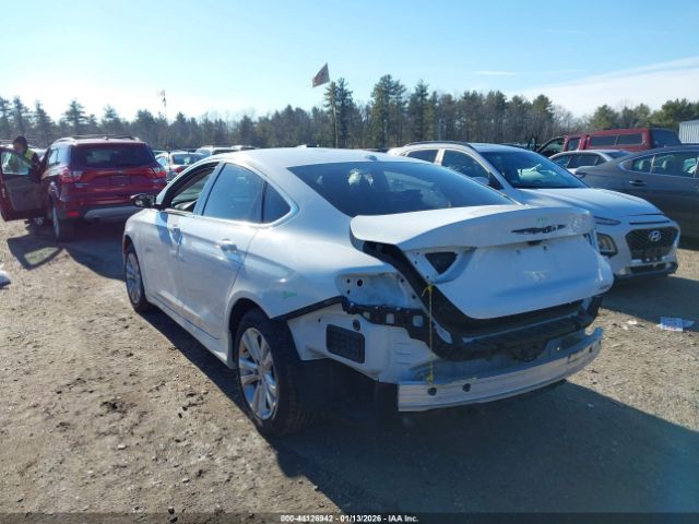 2016 CHRYSLER 200 1C3CCCAB4GN149762 Photo 2