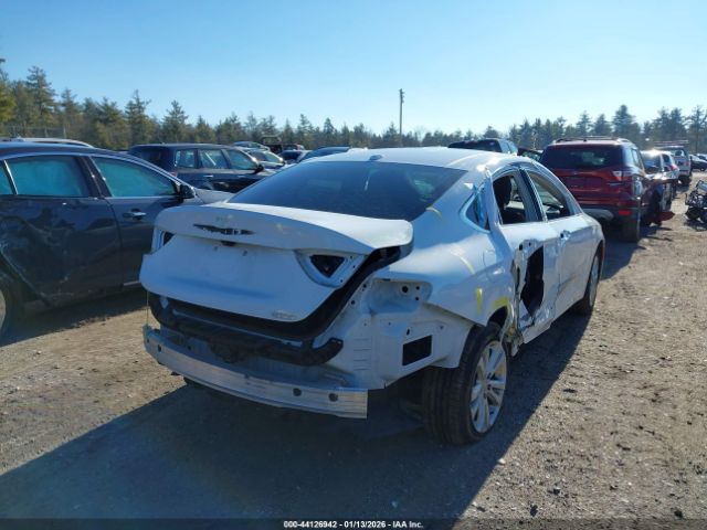 2016 CHRYSLER 200 1C3CCCAB4GN149762 Photo 3
