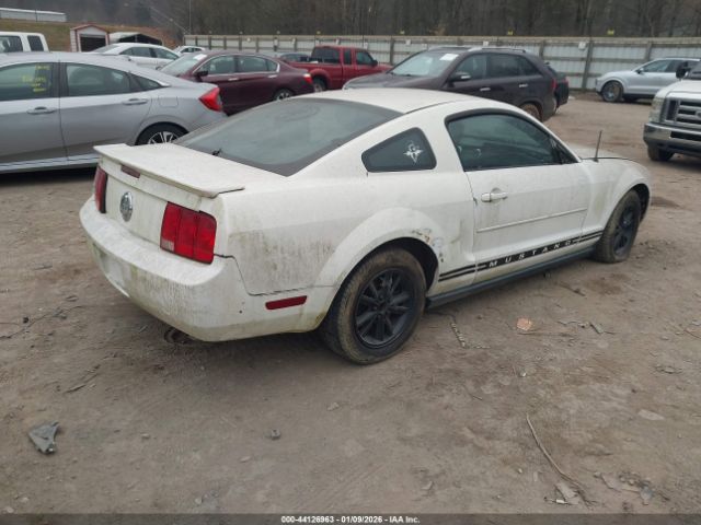 2007 FORD MUSTANG 1ZVFT80N475233322 Photo 3