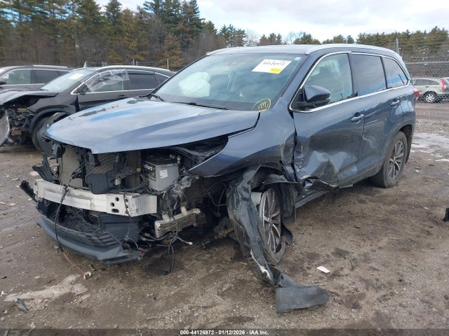 5TDJZRFH1KS934339 Toyota Highlander Xle
