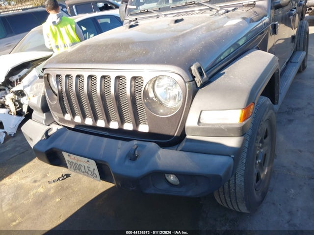 1C4HJXDG1NW184627 Jeep Wrangler Unlimited Sport 4x4