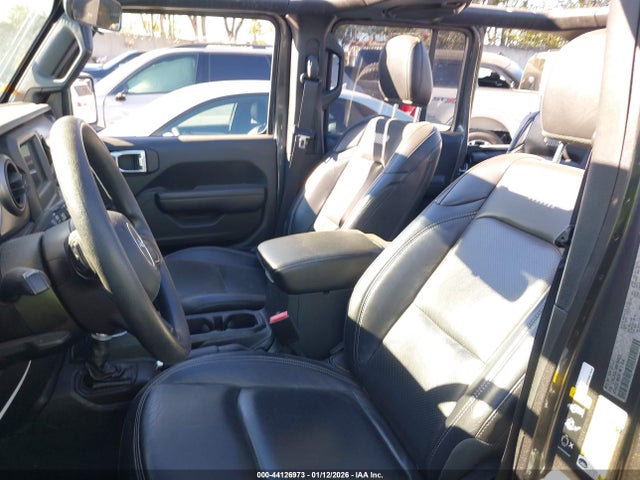 1C4HJXDG1NW184627 Jeep Wrangler Unlimited Sport 4x4