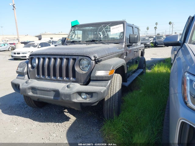1C4HJXDG1NW184627 Jeep Wrangler Unlimited Sport 4x4