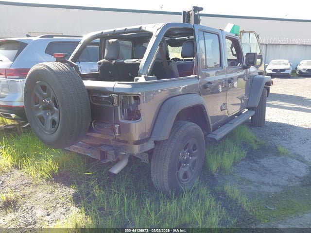 1C4HJXDG1NW184627 Jeep Wrangler Unlimited Sport 4x4