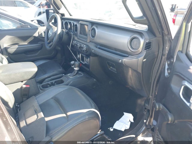 1C4HJXDG1NW184627 Jeep Wrangler Unlimited Sport 4x4
