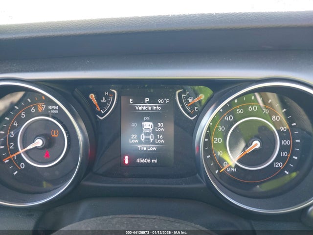 1C4HJXDG1NW184627 Jeep Wrangler Unlimited Sport 4x4