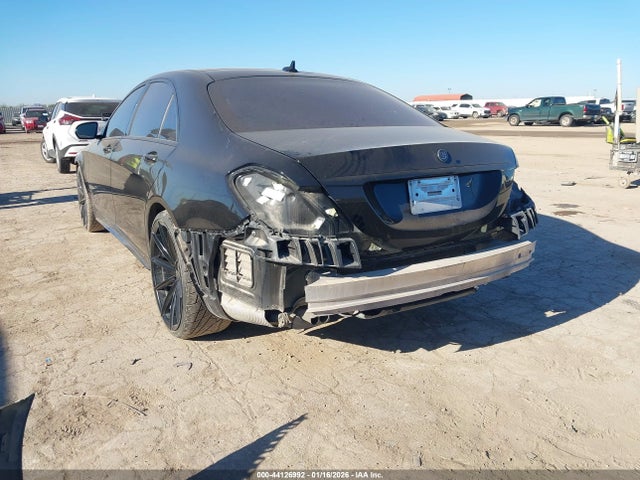 2014 MERCEDES-BENZ S 550 WDDUG8CB5EA058041 Photo 2